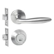 CERRADURA DE MANIJA TOSCANA ACERO INOXIDABLE + CERROJO LLAVE/MARIPOSA ACERO INOX. LLAVE DE PUNTOS