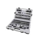 JUEGO DADOS CUADRO 1/4" Y 3/8" CORTO STD 6 PTAS. Y ACCS. (26 PZAS) CJ. METALICA