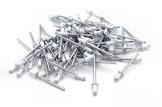 [SUR-113420] REMACHE ABIERTO ALUMINIO 1/8 PLG X1/2 PLG (250PZAS)