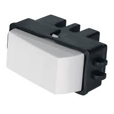 [SUR-P607B] APAGADOR ELECTRICO SENCILLO 1/1 SIN PLACA 16 A DE ABS Y COBRE BLANCO
